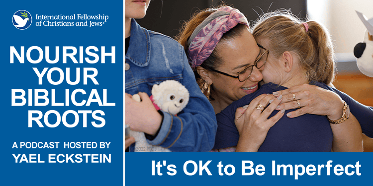 Yael Eckstein hugs a Jewish refugee child