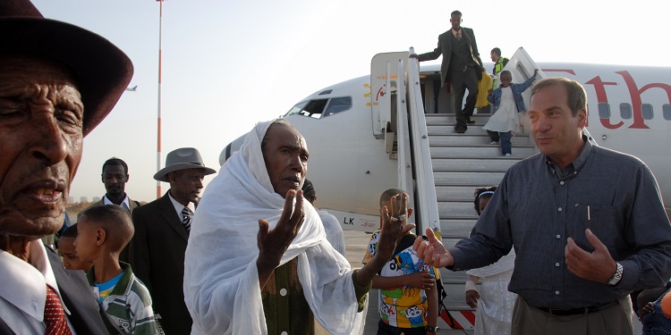 RYE talking with Ethiopians making Aliyah.