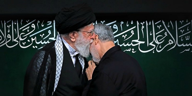 Ayatollah Khamenei kisses General Soleimani