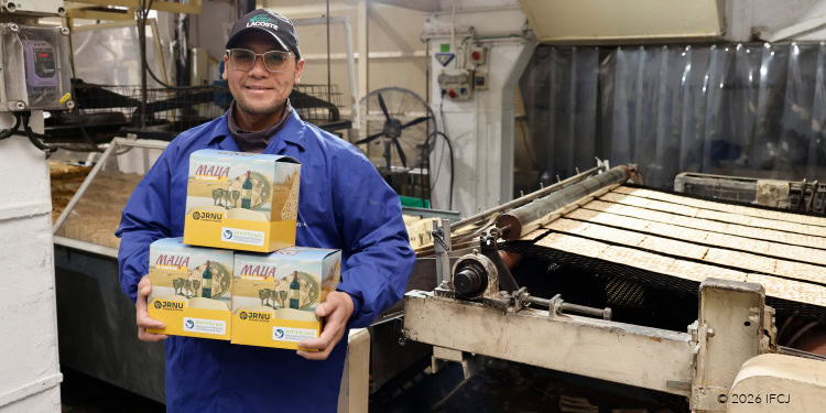 Aviv matzah factory_Matzah for Ukraine