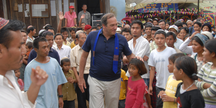 Rabbi Eckstein welcomed by Bnei Menashe