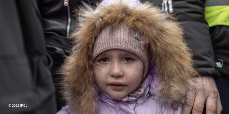 Winter, coat, Ukraine, Moldova, war, Ukraine's Jews, emergency support