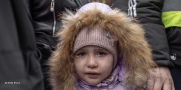 One of thousands of children being evacuated from Ukraine in March 2022