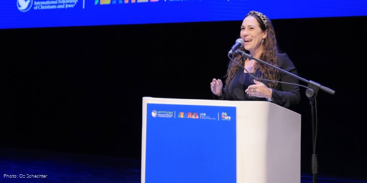 Yael Speaks at Christian Media Summit