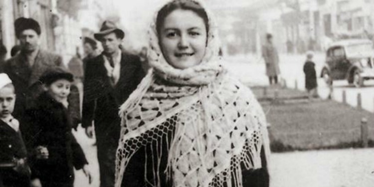 Elisabeta Strul who saved many Jews, including man she would marry