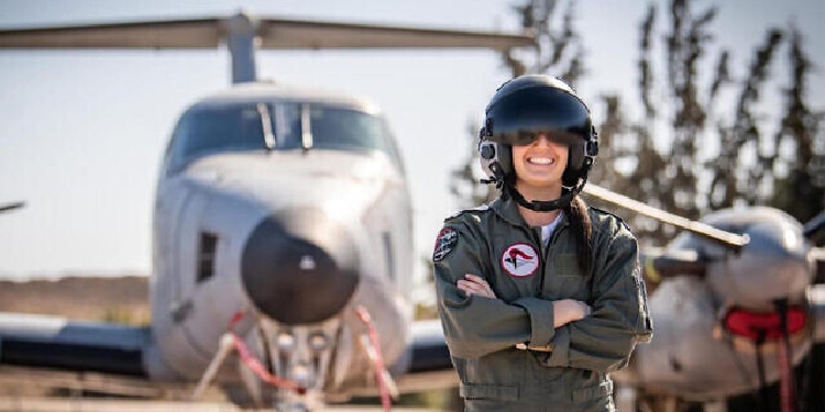 Female IAF pilot, Lt. O.