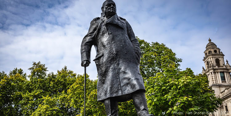 A statue depicting late British prime minister Winston Churchill, in London. September 20, 2022. Photo by Nati Shohat/Flash90