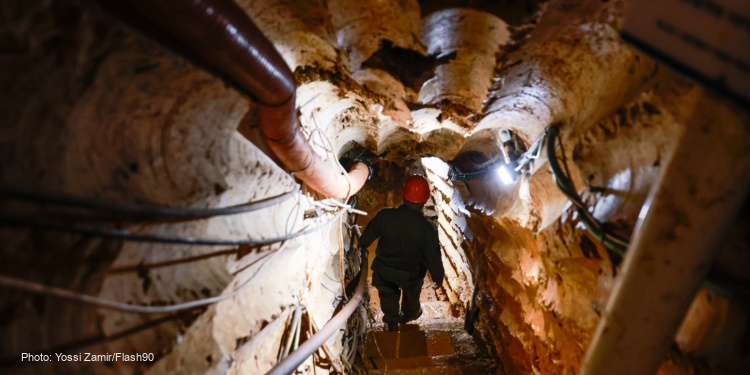 terrorist tunnel