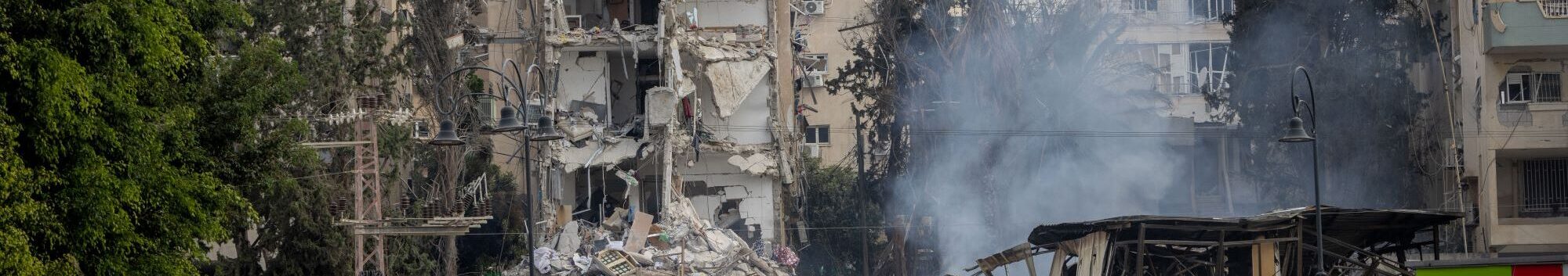Israeli security and rescue forces at the scene where a ballistic missile fired from Iran hit and caused damage in Rehovot, June 15, 2025. Photo by Chaim Goldberg/Flash90