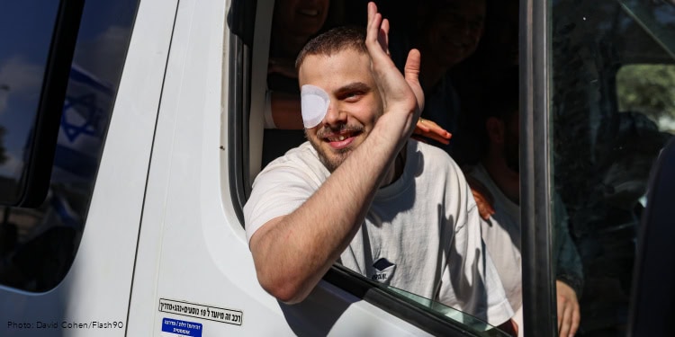 Freed hostage Alon Ohel arrives to his home in Moshav Lavon, northern Israel, October 24, 2025.