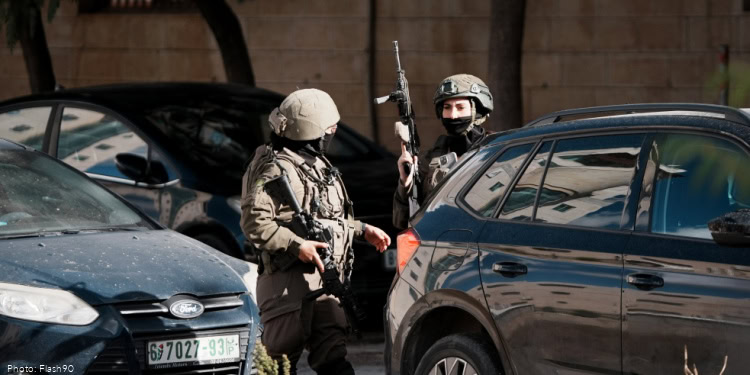 Israeli security forces raid the West Bank city of Ramallah, December 1, 2025. Photo by Flash90