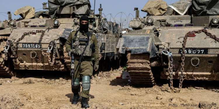 Israeli reserve soldiers from the Alexandroni Brigade who took part in an operation to recover the body of slain hostage Ran Gvili from the Gaza Strip are seen near the Israeli border with the Gaza Strip, southern Israel, January 27, 2026. Photo by Tsafrir Abayov/Flash90