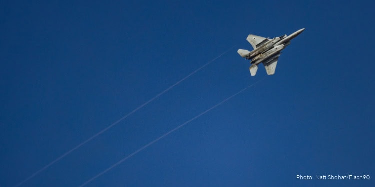 An Israeli fighter jet is seen in the skies over central Israel, August 19, 2026. Photo by Nati Shohat/Flash90