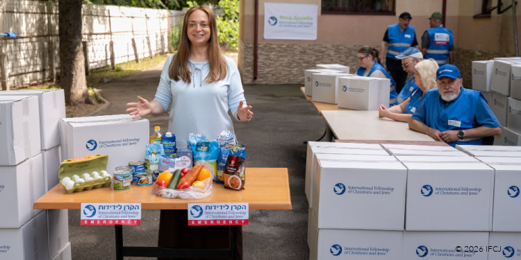 Food distribution - Or Avner Perlyna school