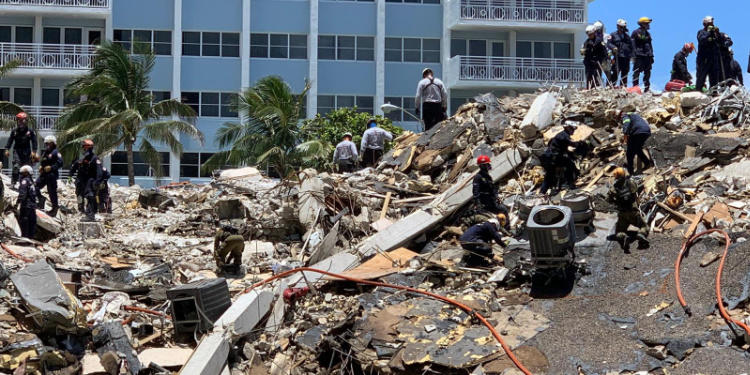 IDF at site of Florida condo collapse, June 2021