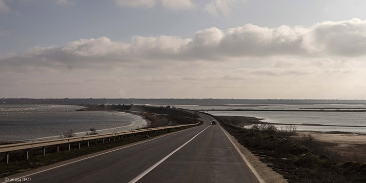 Landscape photo of road in Mykolaiv, Ukraine