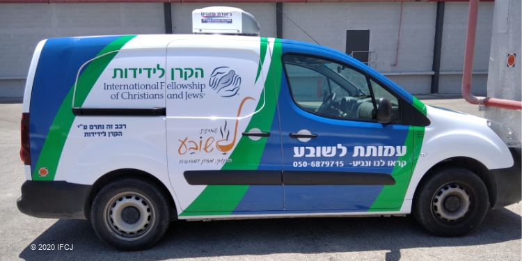 Soup kitchen vehicle to deliver meals to elderly during the health crisis