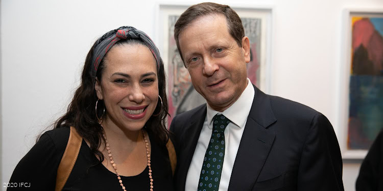 Yael Eckstein and Isaac Herzog, smiling