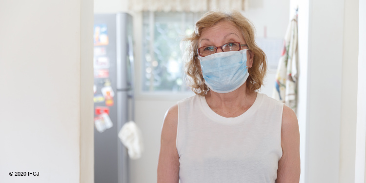 face masks for elderly during COVID-19 crisis