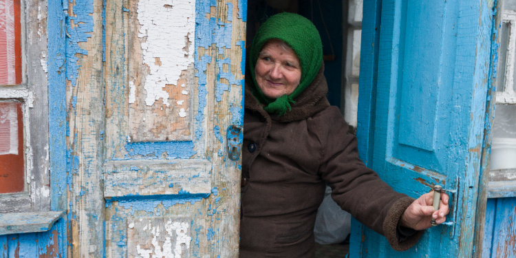 Maria, elderly woman in Ukraine who Fellowship friends are saving