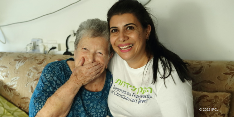 Rachel, elderly Holocaust survivor from Ukraine, receives love and High Holy Days aid in Israel, 2022