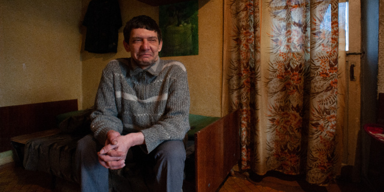 Roman, mentally disabled Jewish man in Kyrgyzstan