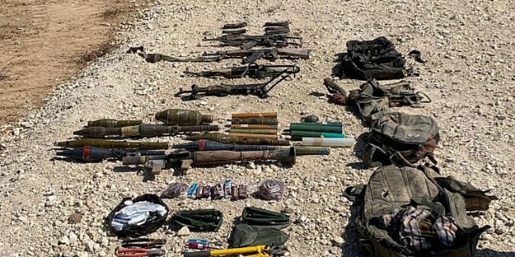 Terrorist weapons seized on Gaza border