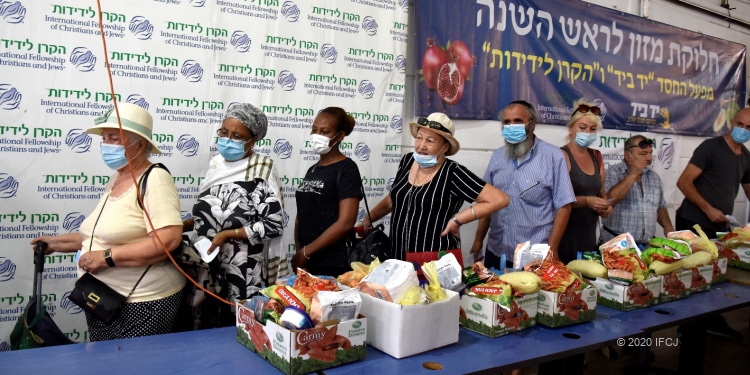 Fellowship food box distribution for High Holy Days, helping Israel's needy