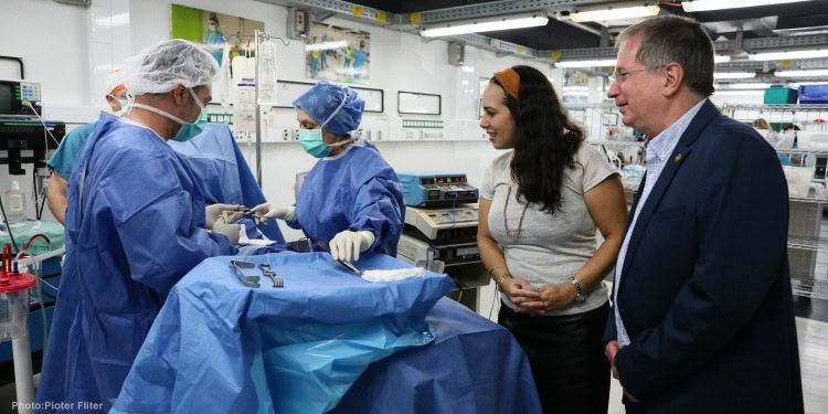 Yael Eckstein at Rambam Hospital shock trauma unit