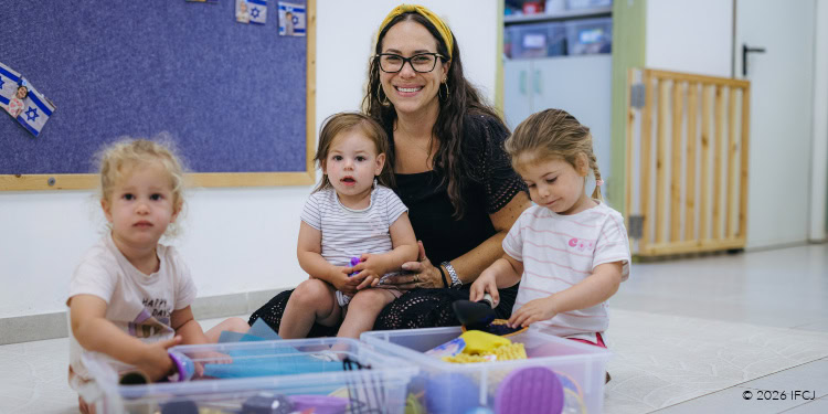 Yael's Visit to Southern Israel_Nahal Oz Kindergartens_55
