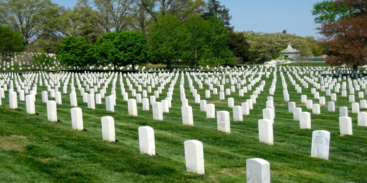 The graves at Arlington National Cemetery.