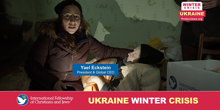 Yael Eckstein, President & Global CEO, speaking during Ukraine winter crisis aid event, providing support to vulnerable families.
